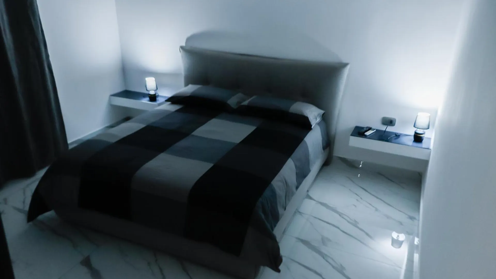 Bed and Breakfast Alma House Портичи Италия